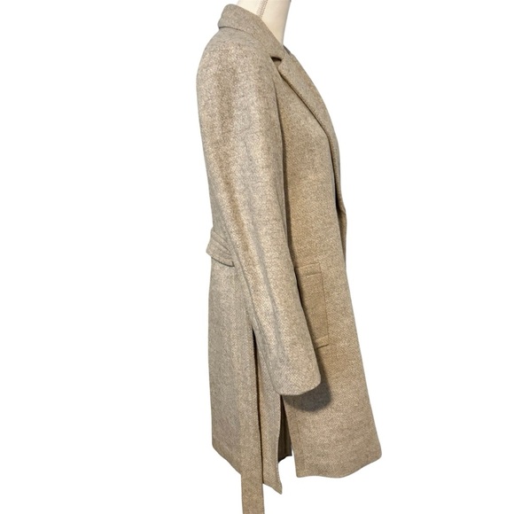 Banana Republic Women's Beige Blazer Coat | Excellent Used Condition - Picture 3 of 15